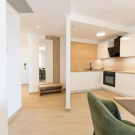 Apartman With A Swimming Pool Promajna, Makarska - 20940 Promajna